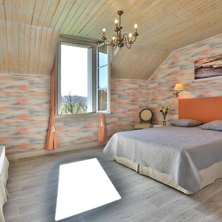 Domaine De Puy Robert Lascaux - A 800M Grotte De Lascaux - Hotel Avec Piscine - Chambres Et Gites-Appartements - Sarlat - Dordogne 蒙蒂尼亚克 外观 照片